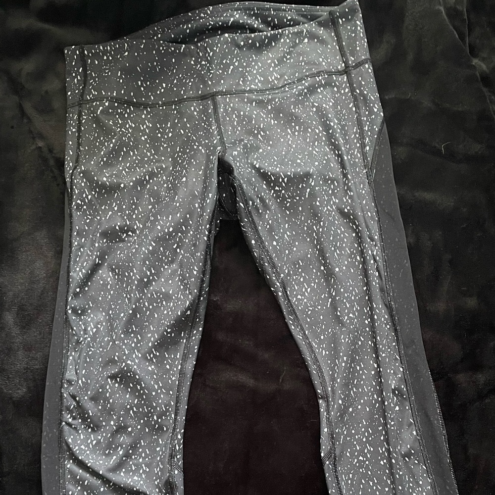 Long Lululemon leggings, size 10!